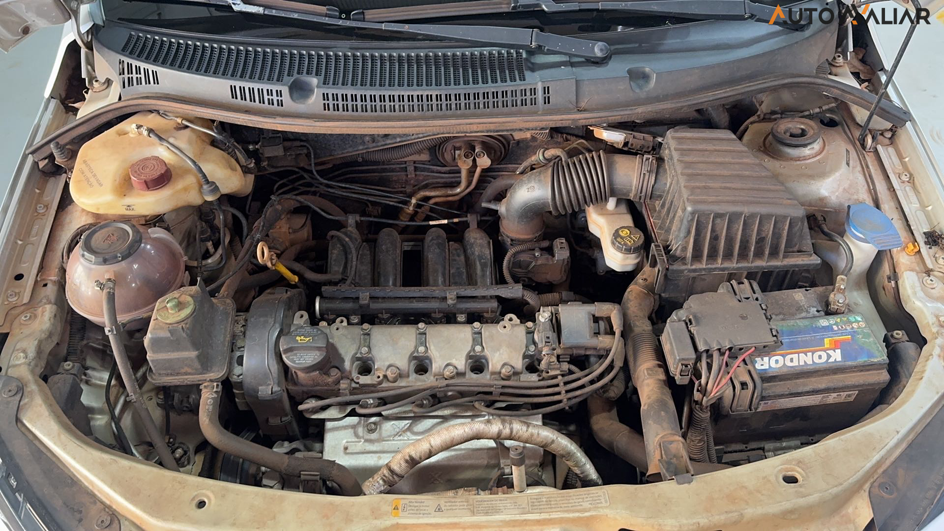 VOLKSWAGEN SAVEIRO 1.6 MSI TRENDLINE CS 8V FLEX 2P MANUAL