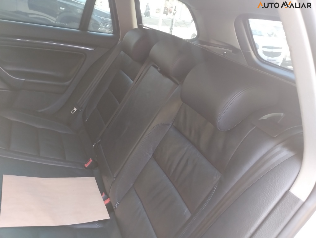 VOLKSWAGEN JETTA 2.5(TIPTR.)