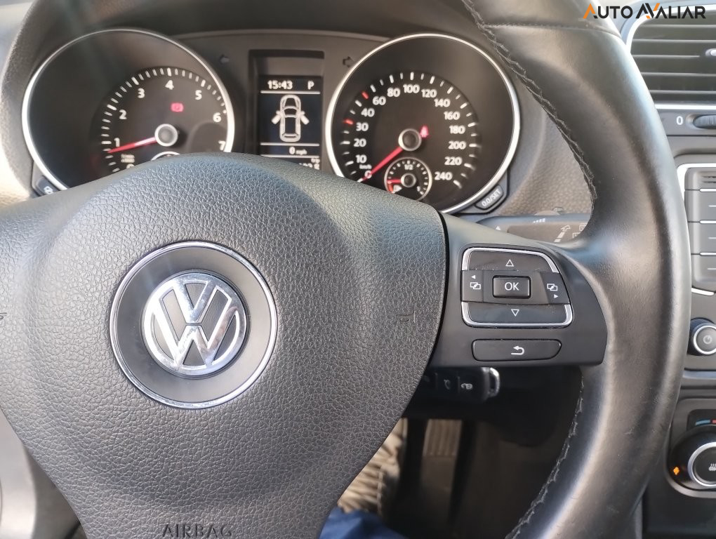 VOLKSWAGEN JETTA 2.5(TIPTR.)