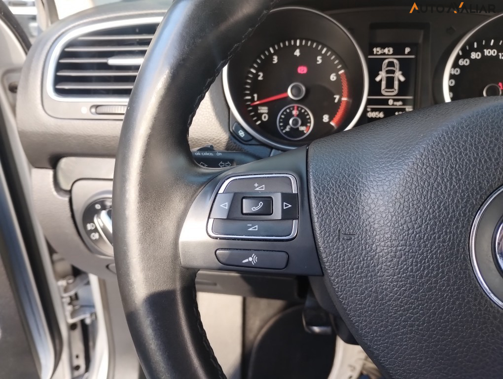 VOLKSWAGEN JETTA 2.5(TIPTR.)