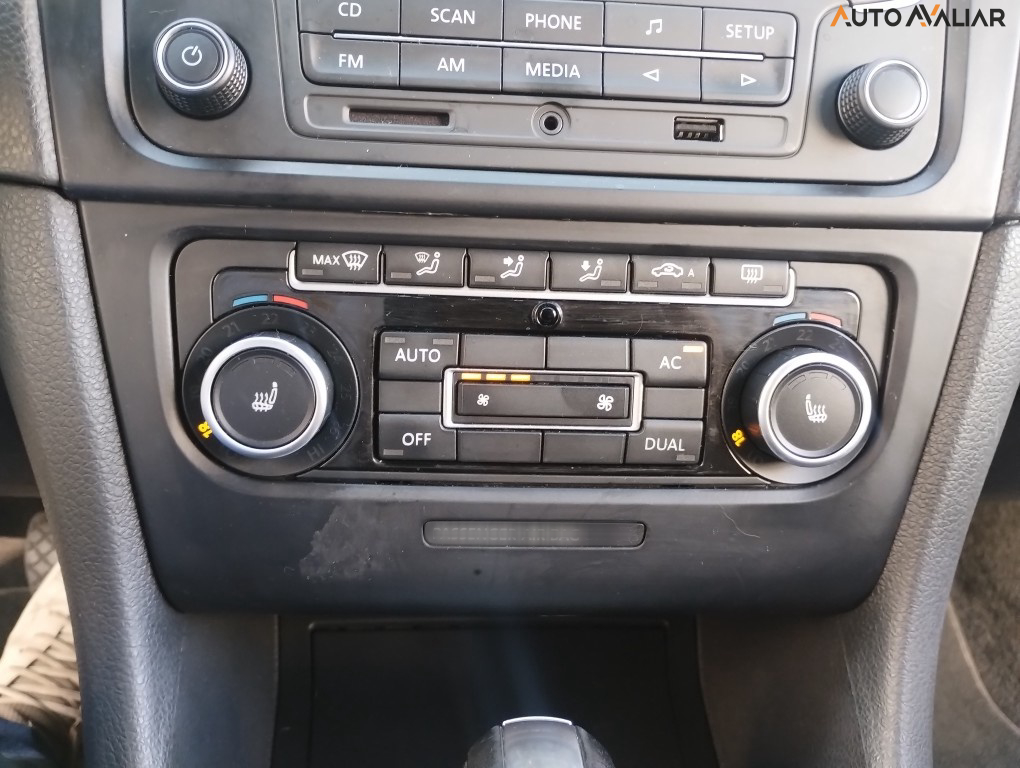 VOLKSWAGEN JETTA 2.5(TIPTR.)