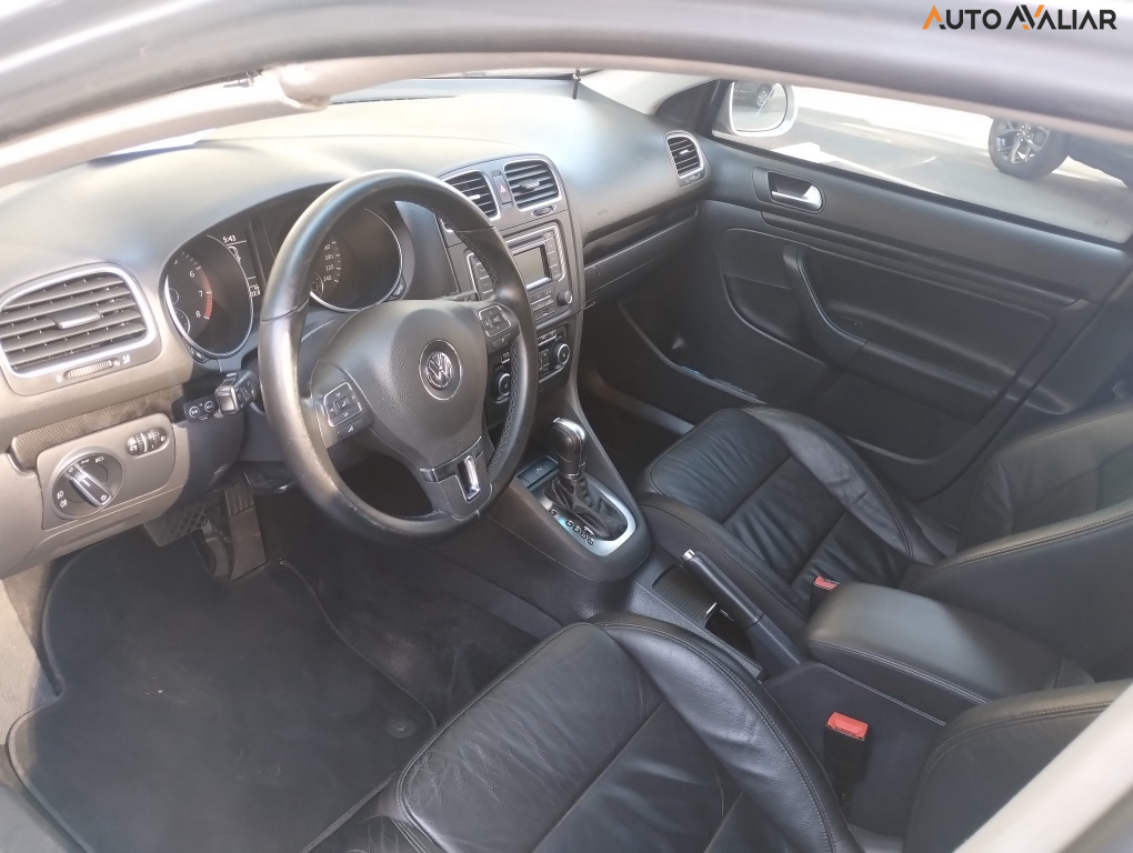 VOLKSWAGEN JETTA 2.5(TIPTR.)