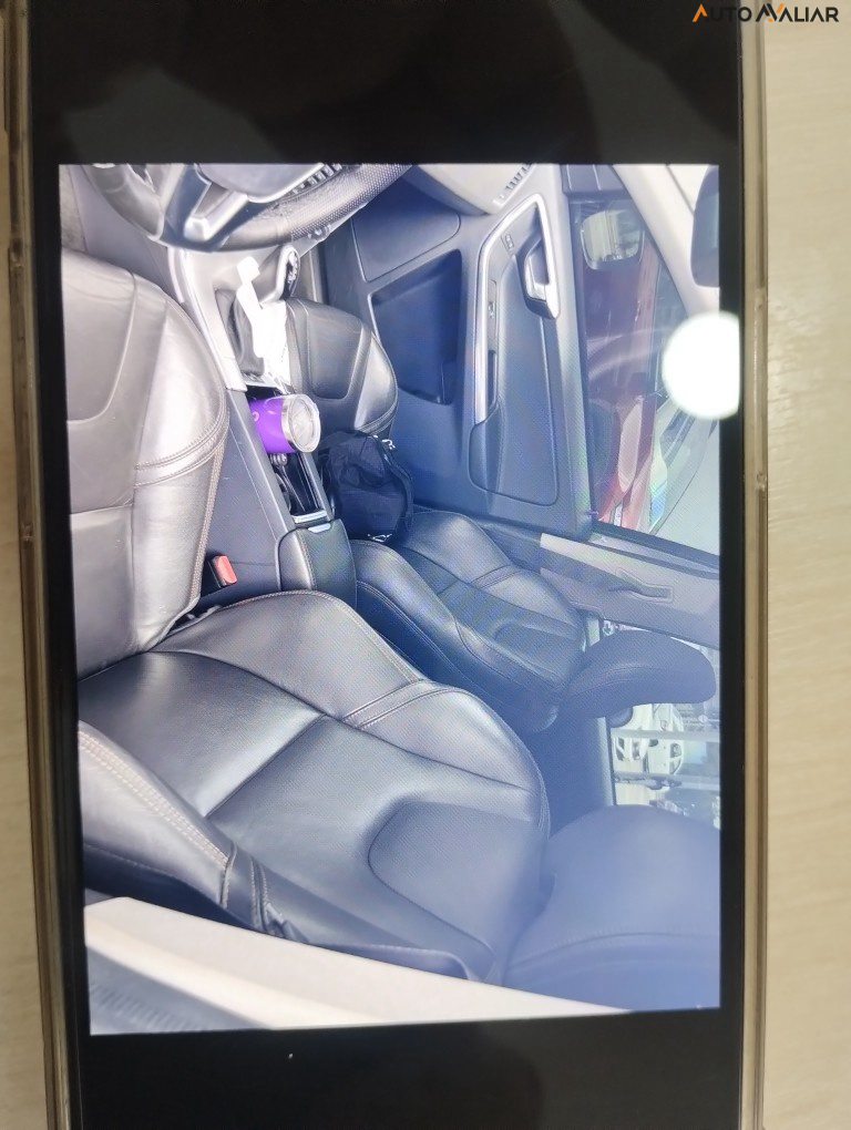 VOLVO XC60 2.0 T5 MOMENTUM GASOLINA 4P AUTOMATICO