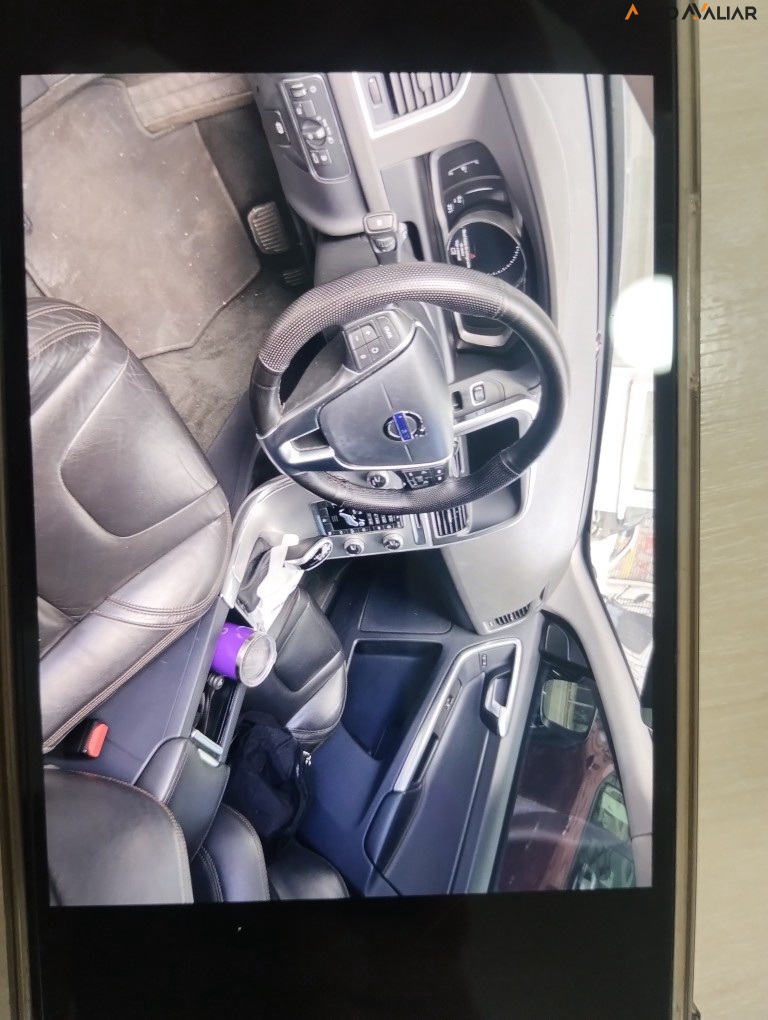 VOLVO XC60 2.0 T5 MOMENTUM GASOLINA 4P AUTOMATICO