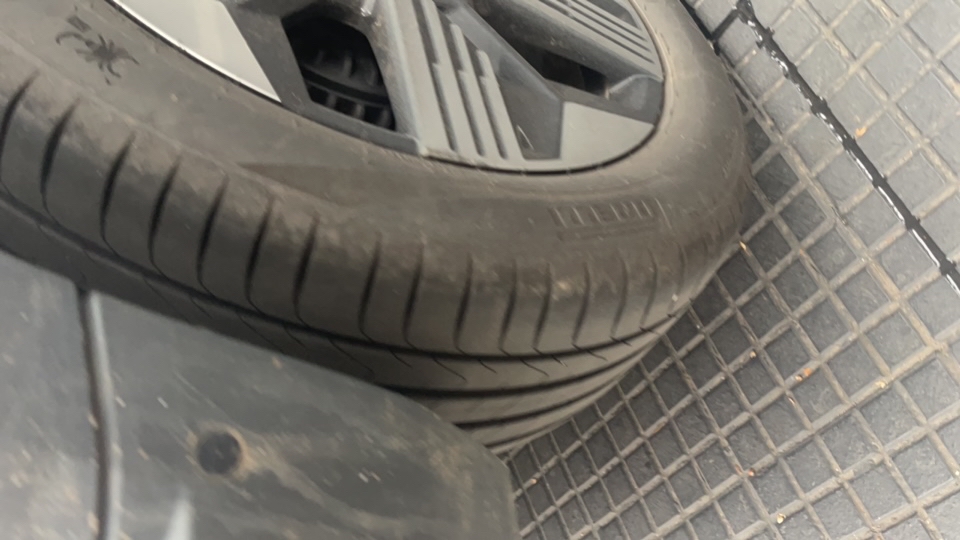 RENAULT KARDIAN 1.0 TCE FLEX PREMIERE EDITION EDC