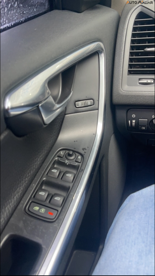 VOLVO XC60 2.0 T5 COMFORT FWD TURBO GASOLINA 4P AUTOMATICO