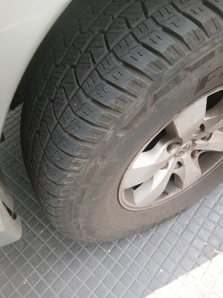 TOYOTA HILUX 2.7 SR 4X2 CD 16V FLEX 4P AUTOMATICO