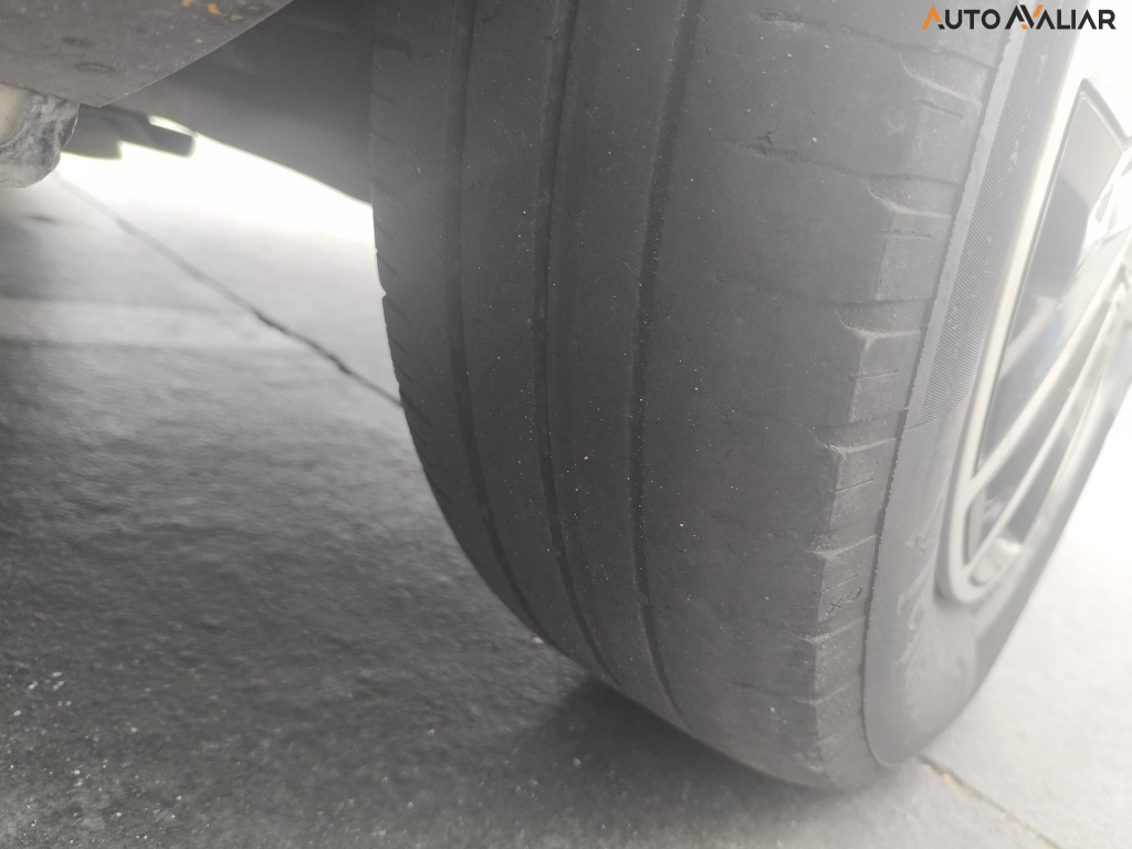 RENAULT KWID 1.0 12V SCE FLEX INTENSE MANUAL