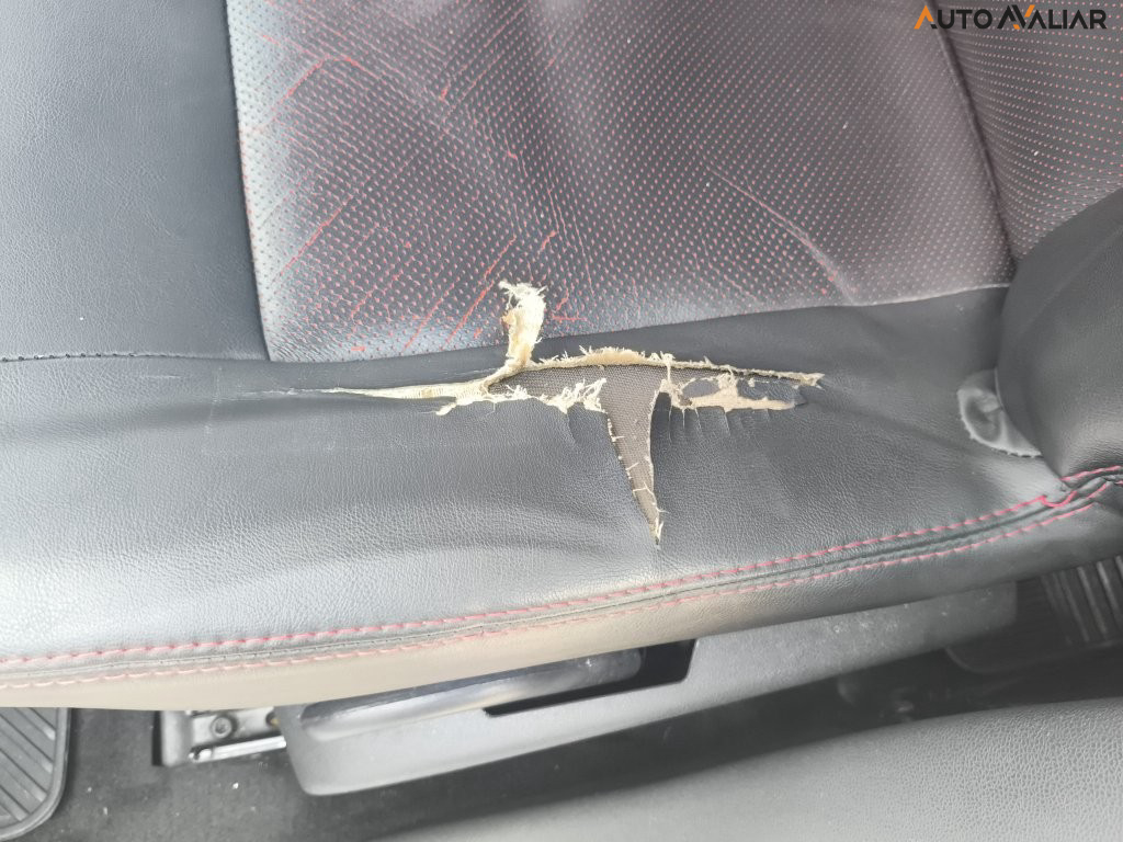 RENAULT SANDERO 1.6 STEPWAY 16V FLEX 4P AUTOMATICO