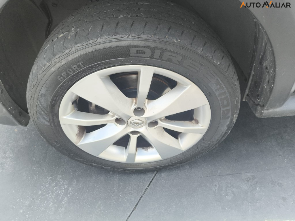 RENAULT SANDERO 1.6 STEPWAY 16V FLEX 4P AUTOMATICO