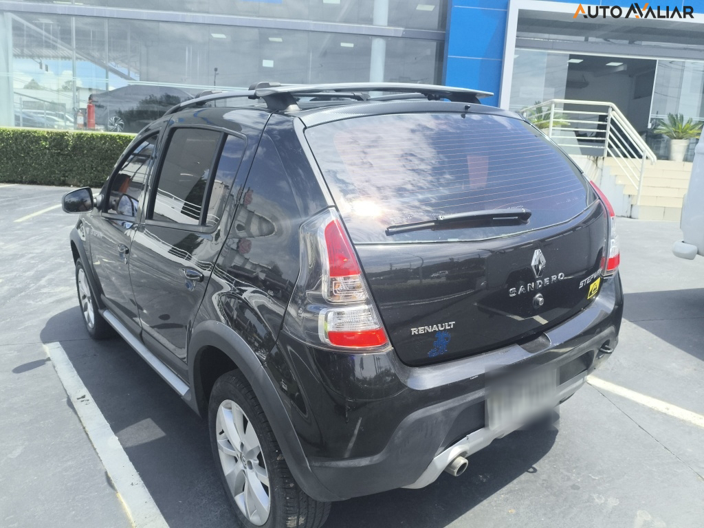 RENAULT SANDERO 1.6 STEPWAY 16V FLEX 4P AUTOMATICO