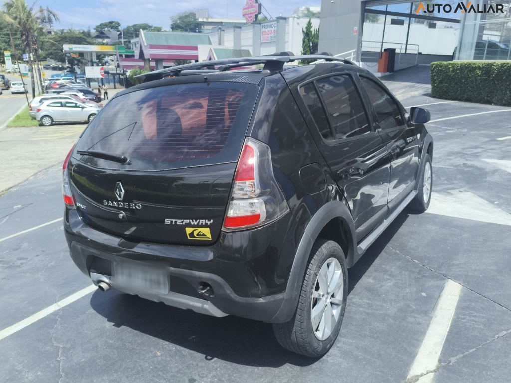 RENAULT SANDERO 1.6 STEPWAY 16V FLEX 4P AUTOMATICO