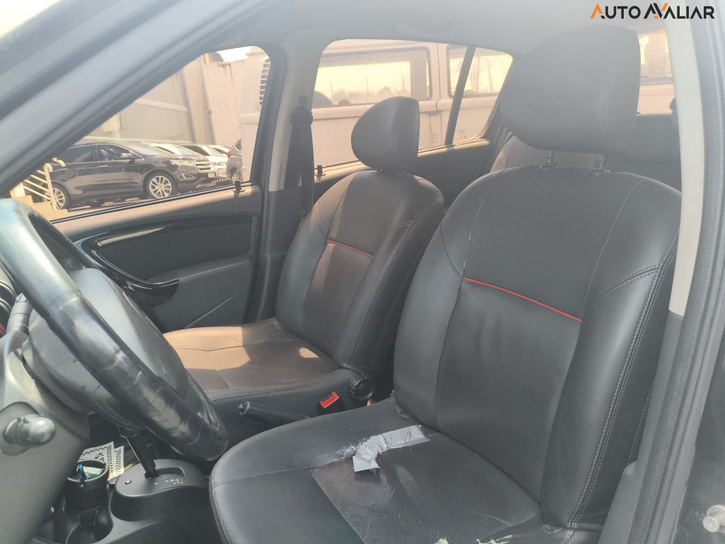 RENAULT SANDERO 1.6 STEPWAY 16V FLEX 4P AUTOMATICO