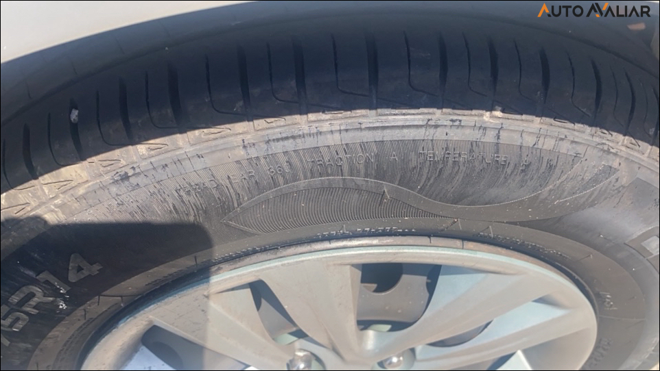 HYUNDAI HB20 1.0 COMFORT PLUS 12V FLEX 4P MANUAL