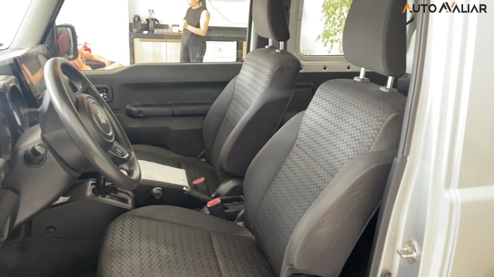 SUZUKI JIMNY 1.5 GASOLINA SIERRA 4YOU 4X4 AUTOMATICO