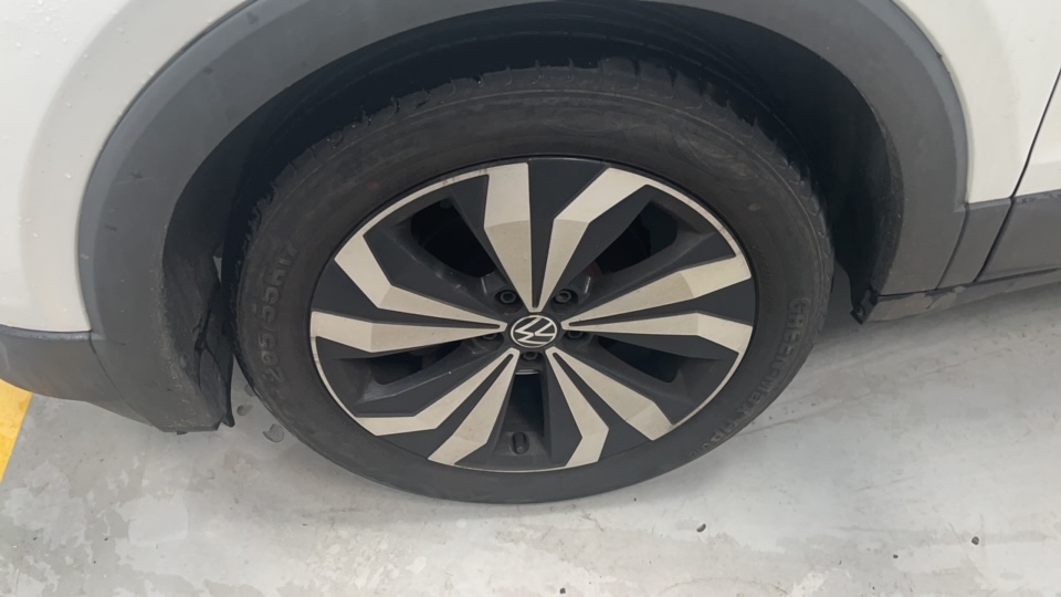 VOLKSWAGEN T-CROSS 1.0 200 TSI TOTAL FLEX COMFORTLINE AUTOM&Aacute;TICO