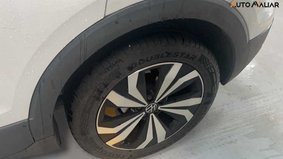 VOLKSWAGEN T-CROSS 1.0 200 TSI TOTAL FLEX COMFORTLINE AUTOM&Aacute;TICO