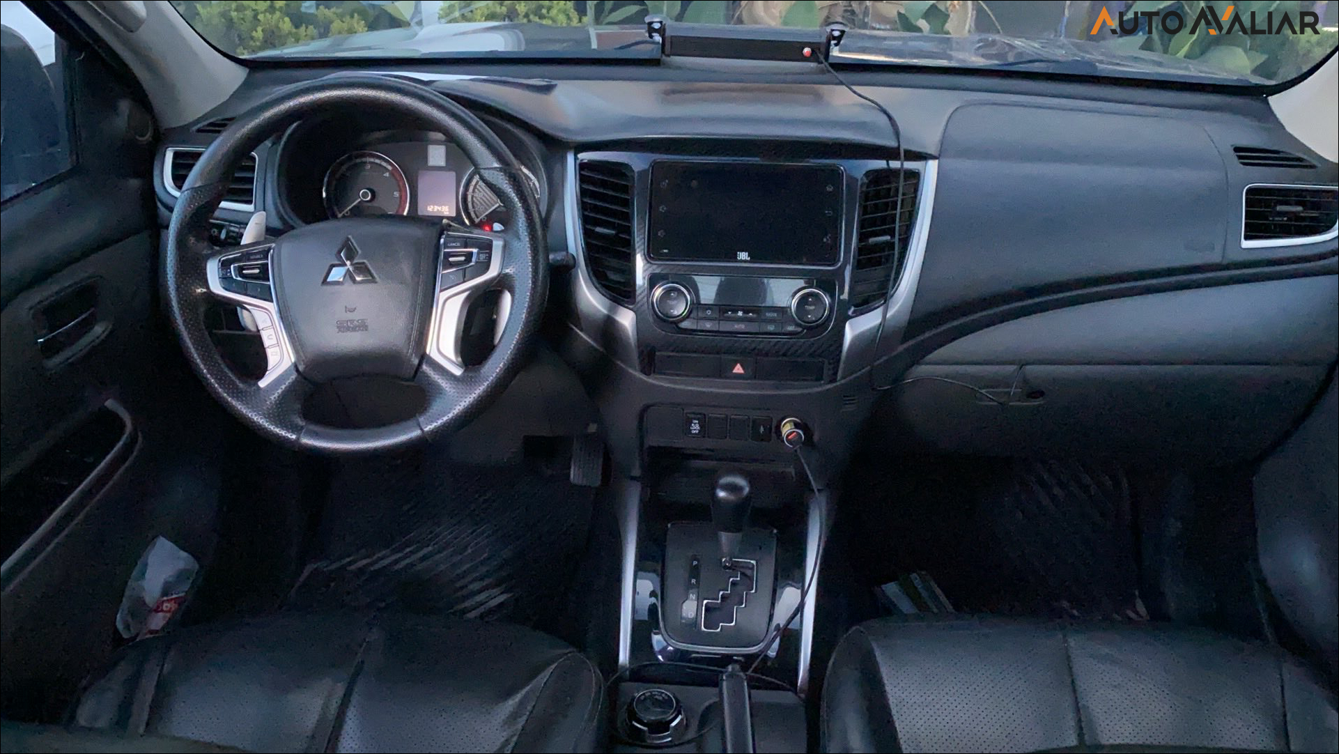 MITSUBISHI L200 TRITON  2.4 16V TURBO DIESEL OUTDOOR HPE-S CD 4X4 AUTOMATICO