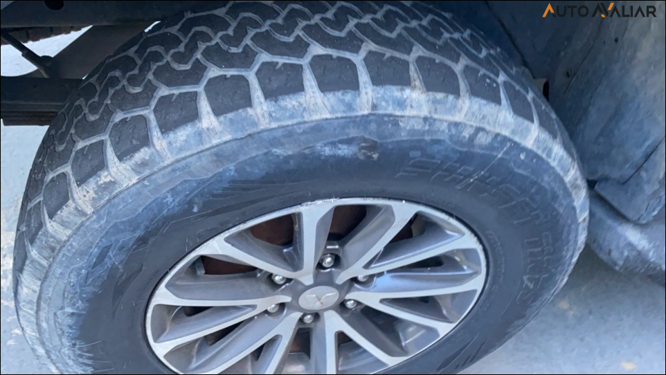 MITSUBISHI L200 TRITON  2.4 16V TURBO DIESEL OUTDOOR HPE-S CD 4X4 AUTOMATICO