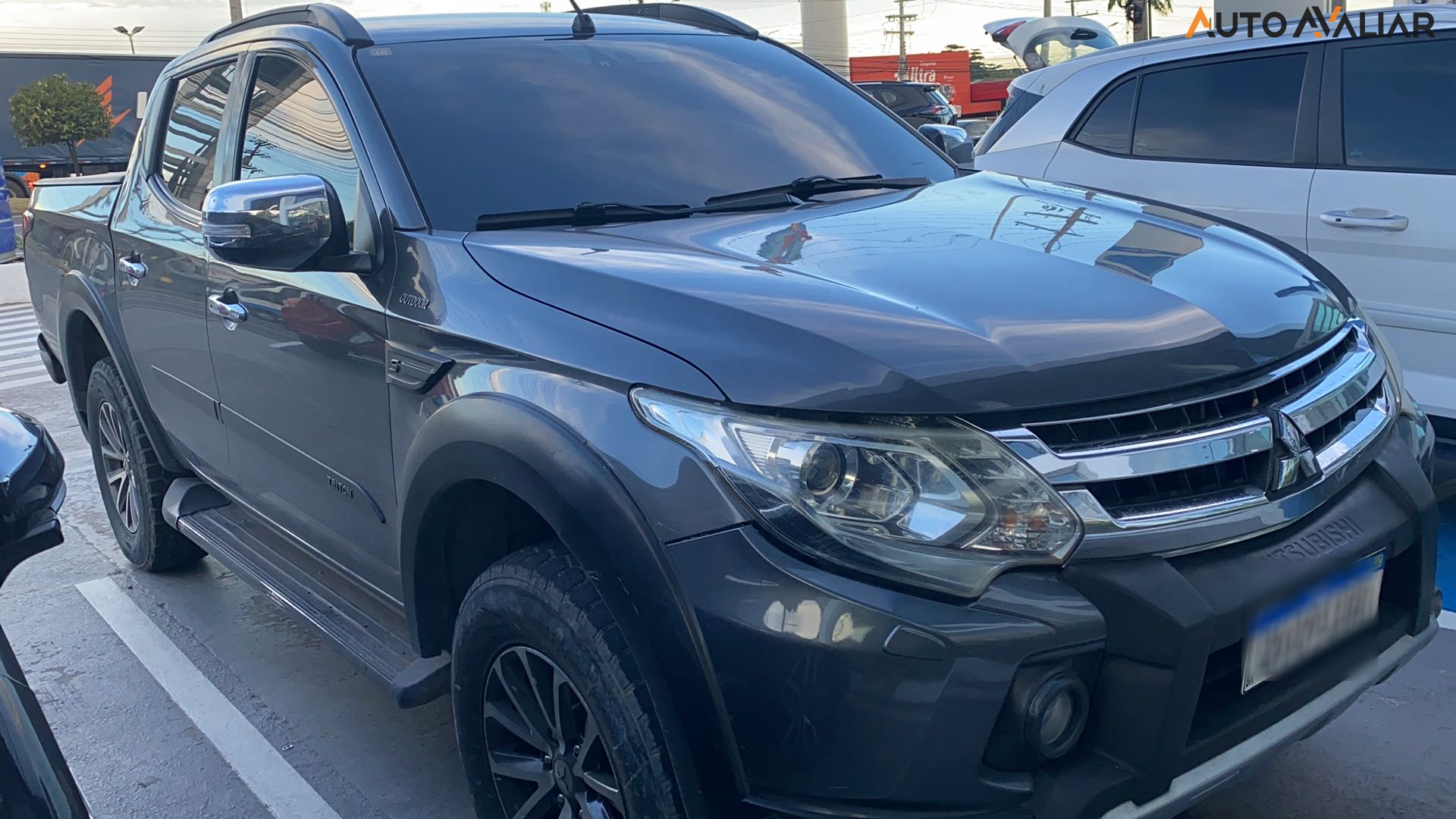 MITSUBISHI L200 TRITON  2.4 16V TURBO DIESEL OUTDOOR HPE-S CD 4X4 AUTOMATICO