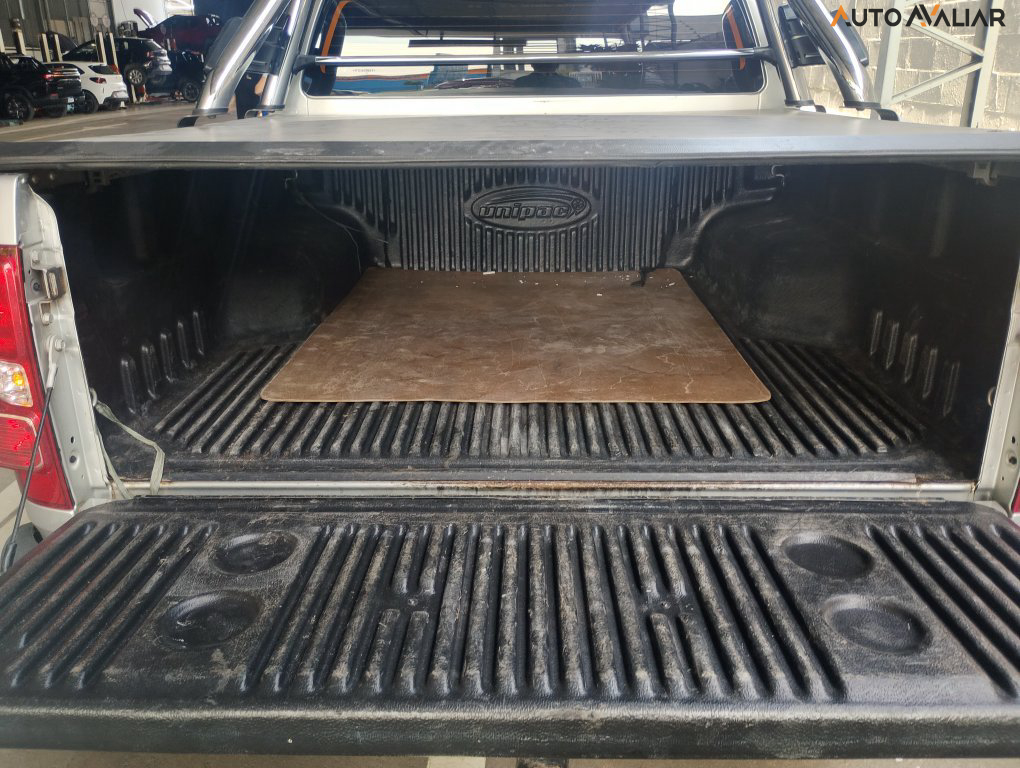 CHEVROLET S10 2.8 16V TURBO DIESEL LTZ CD 4X4 AUTOM&Aacute;TICO