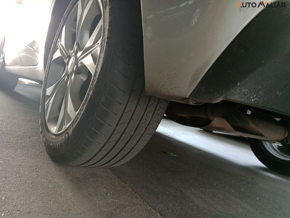 CHEVROLET ONIX 1.0 TURBO FLEX PREMIER AUTOMATICO