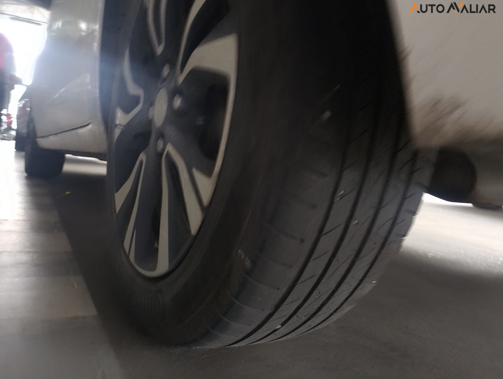 CHEVROLET ONIX 1.0 TURBO FLEX PLUS PREMIER AUTOM&Aacute;TICO