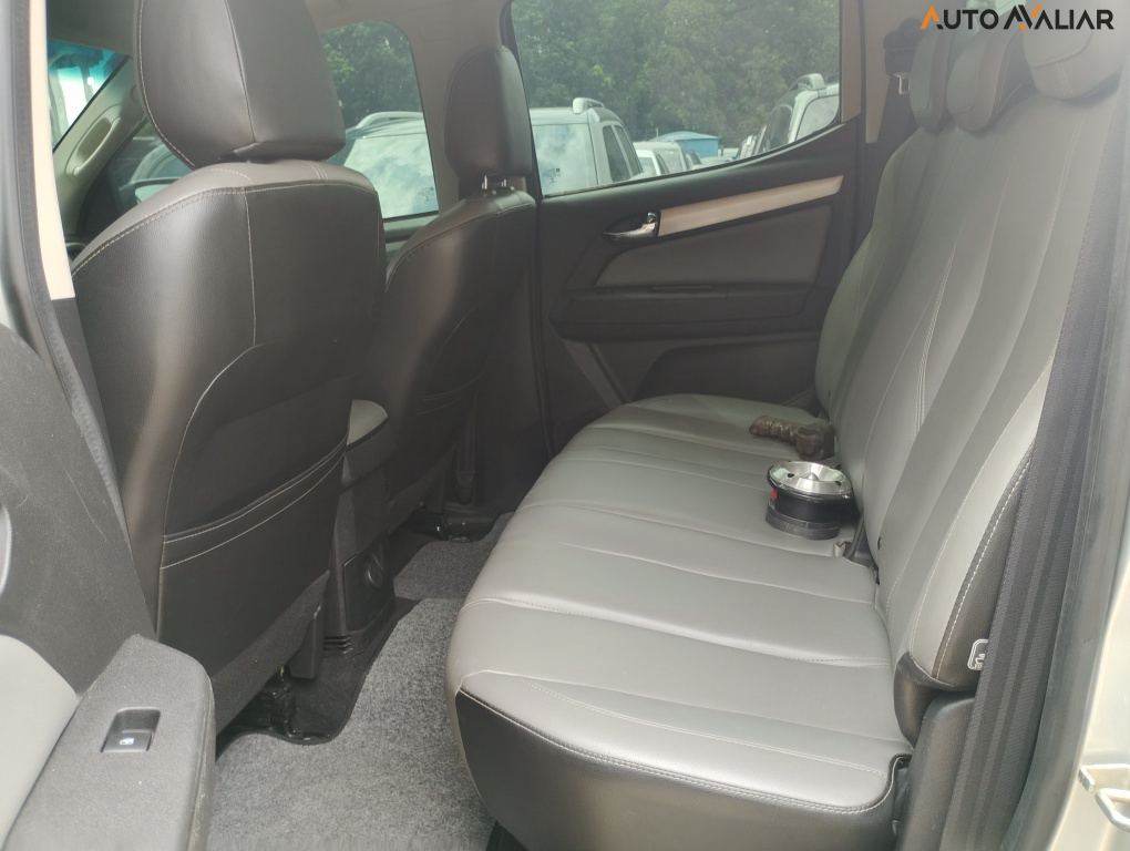 CHEVROLET S10 2.8 16V TURBO DIESEL LTZ CD 4X4 AUTOM&Aacute;TICO