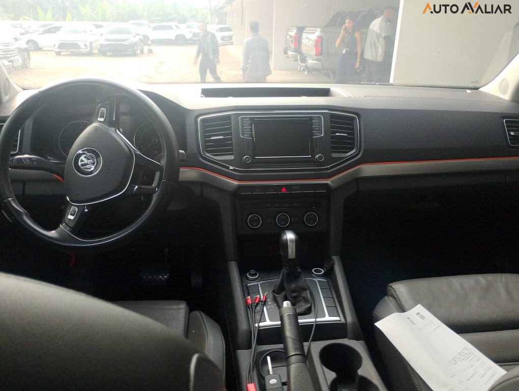 VOLKSWAGEN AMAROK 3.0 V6 TDI HIGHLINE CD DIESEL 4MOTION AUTOMATICO