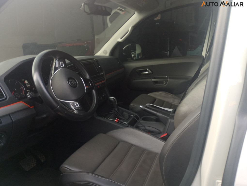 VOLKSWAGEN AMAROK 3.0 V6 TDI HIGHLINE CD DIESEL 4MOTION AUTOMATICO