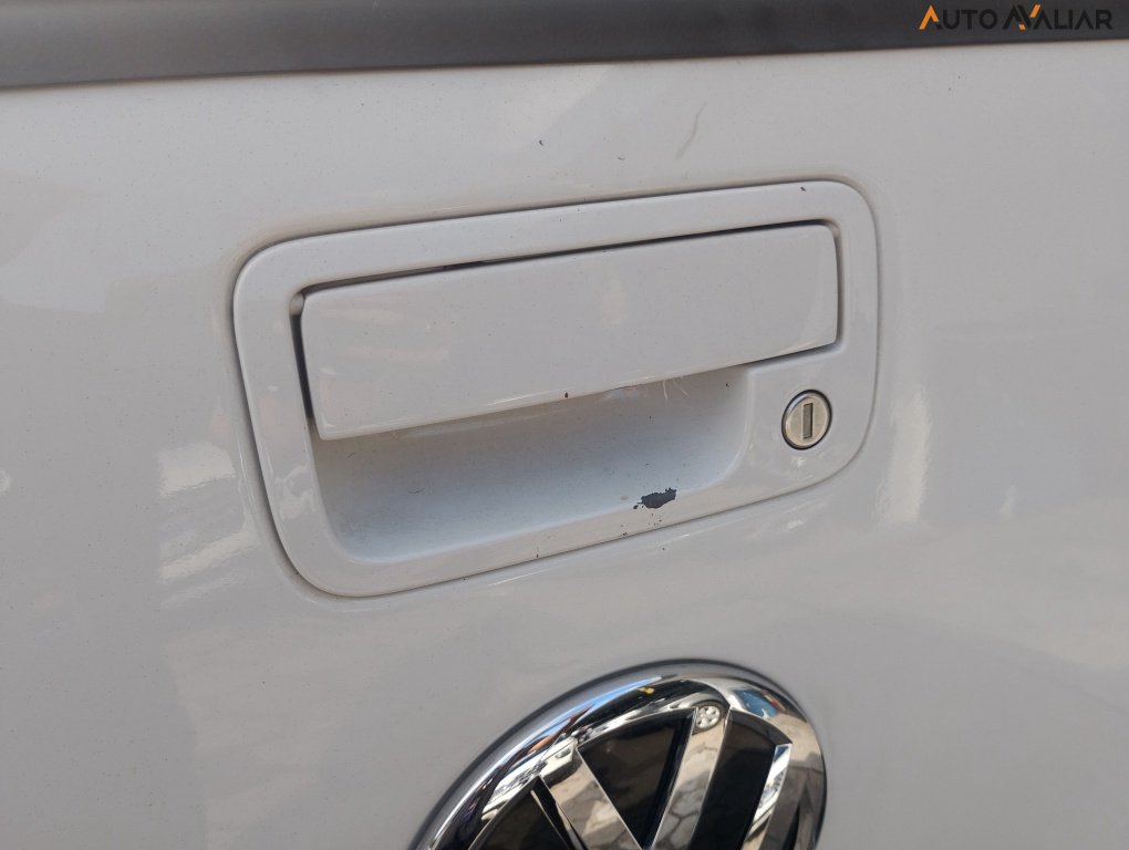 VOLKSWAGEN AMAROK 3.0 V6 TDI HIGHLINE CD DIESEL 4MOTION AUTOMATICO