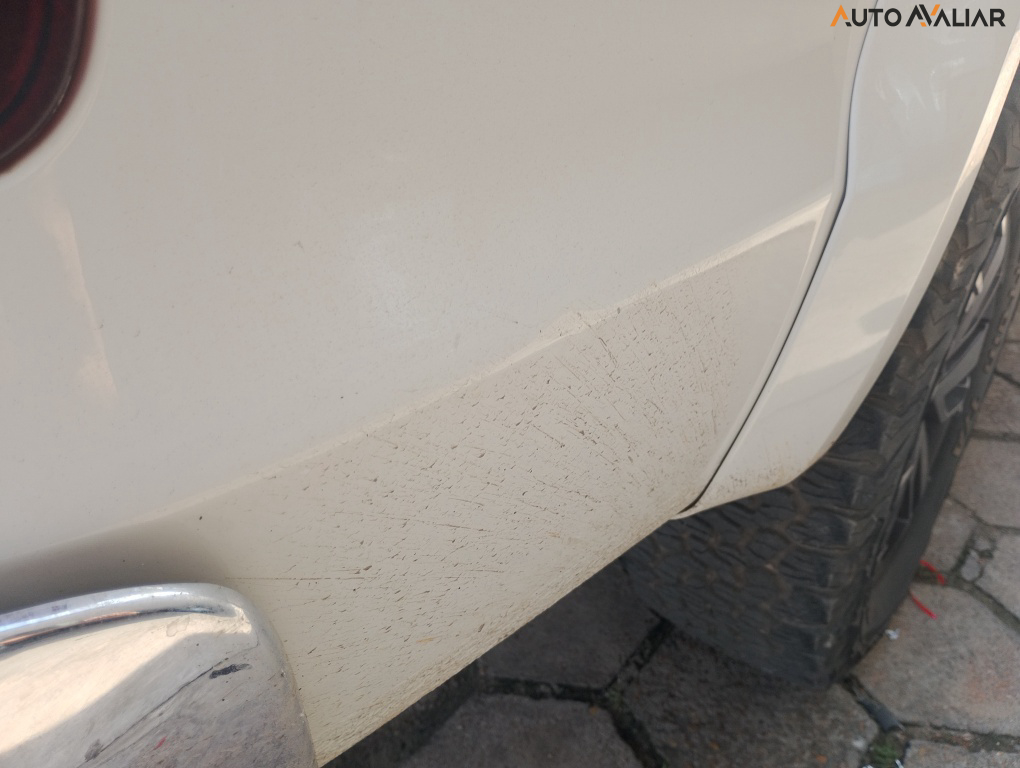 VOLKSWAGEN AMAROK 3.0 V6 TDI HIGHLINE CD DIESEL 4MOTION AUTOMATICO