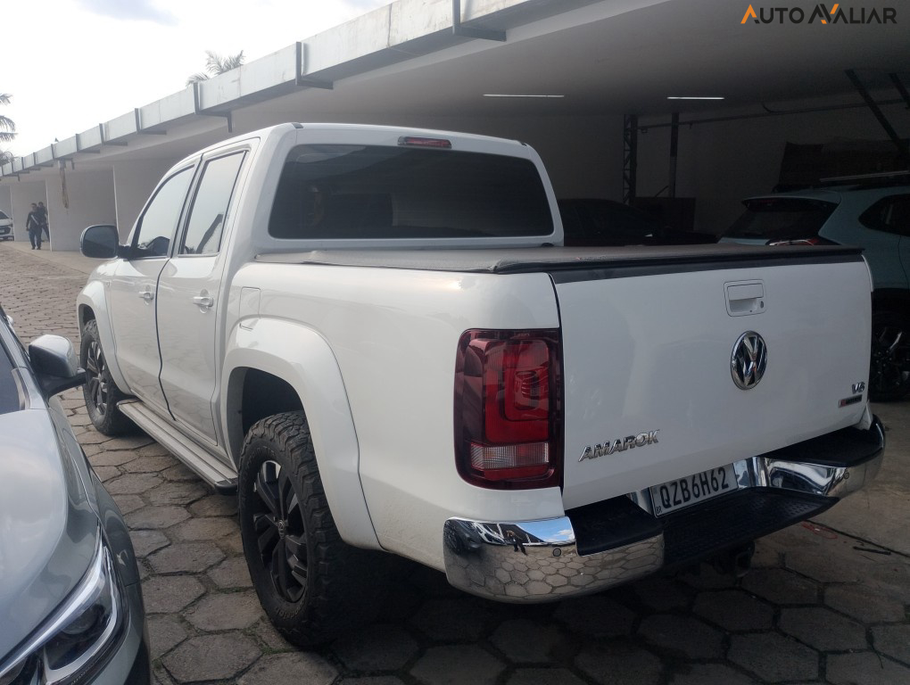 VOLKSWAGEN AMAROK 3.0 V6 TDI HIGHLINE CD DIESEL 4MOTION AUTOMATICO
