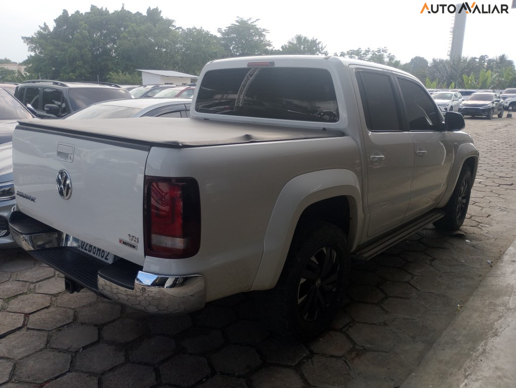 VOLKSWAGEN AMAROK 3.0 V6 TDI HIGHLINE CD DIESEL 4MOTION AUTOMATICO