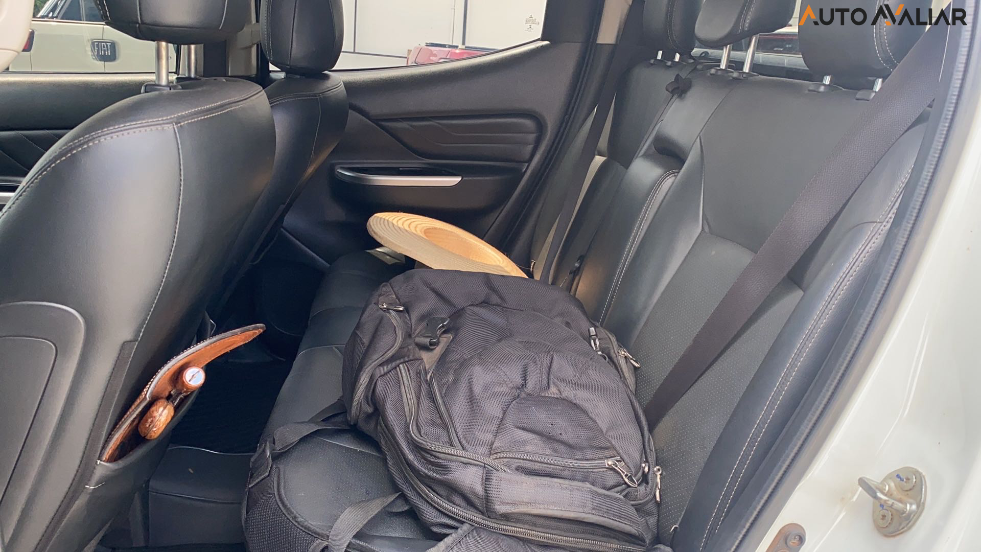 MITSUBISHI L200 TRITON  2.4 16V TURBO DIESEL SPORT HPE-S CD 4P 4X4 AUTOM&Aacute;TICO