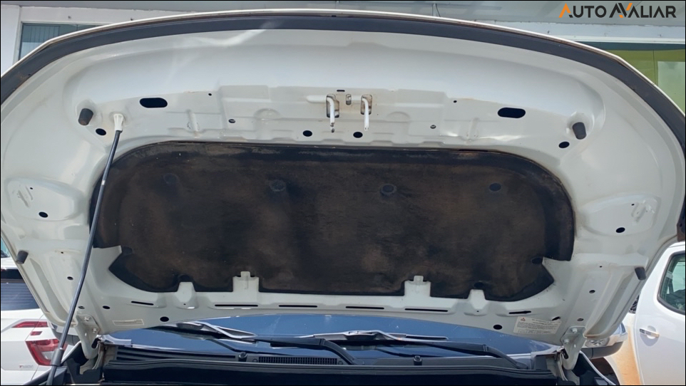 MITSUBISHI L200 TRITON  2.4 16V TURBO DIESEL SPORT HPE-S CD 4P 4X4 AUTOM&Aacute;TICO