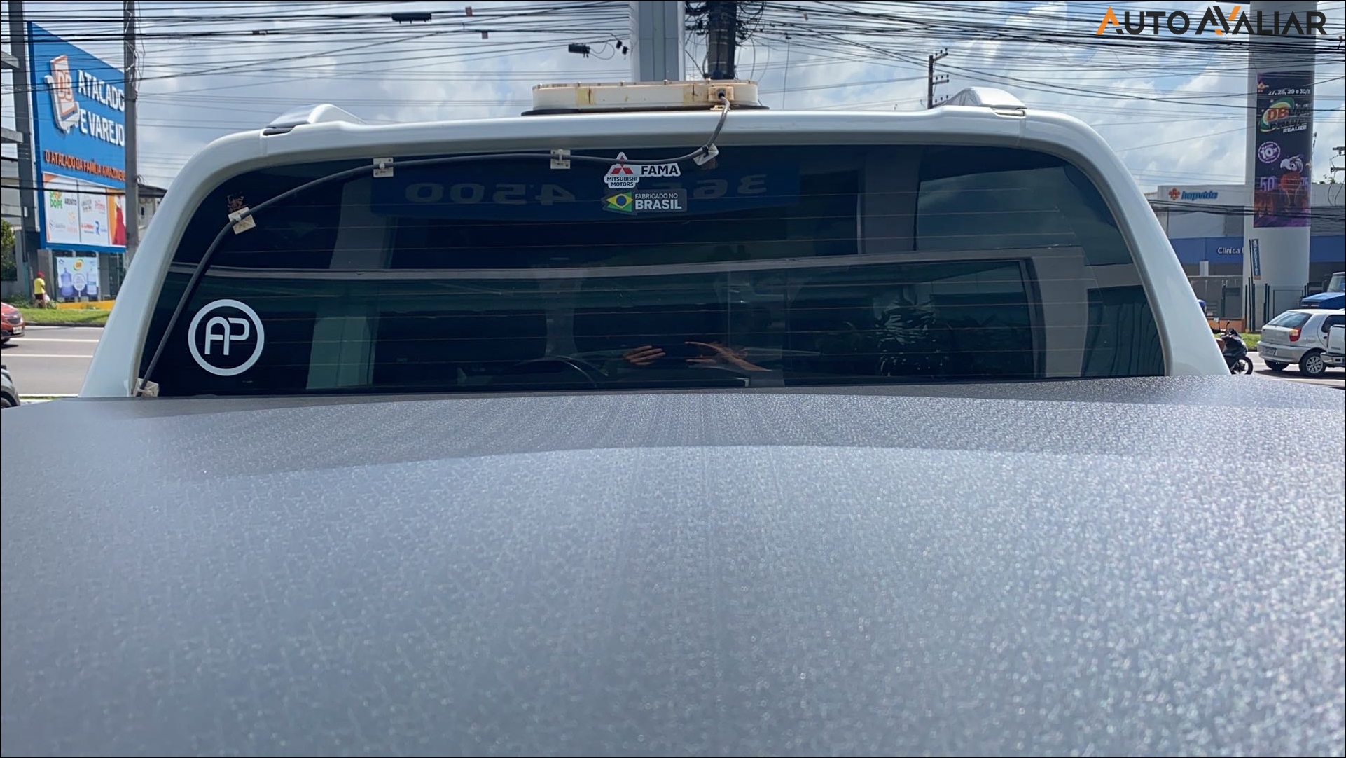 MITSUBISHI L200 TRITON  2.4 16V TURBO DIESEL SPORT HPE-S CD 4P 4X4 AUTOM&Aacute;TICO