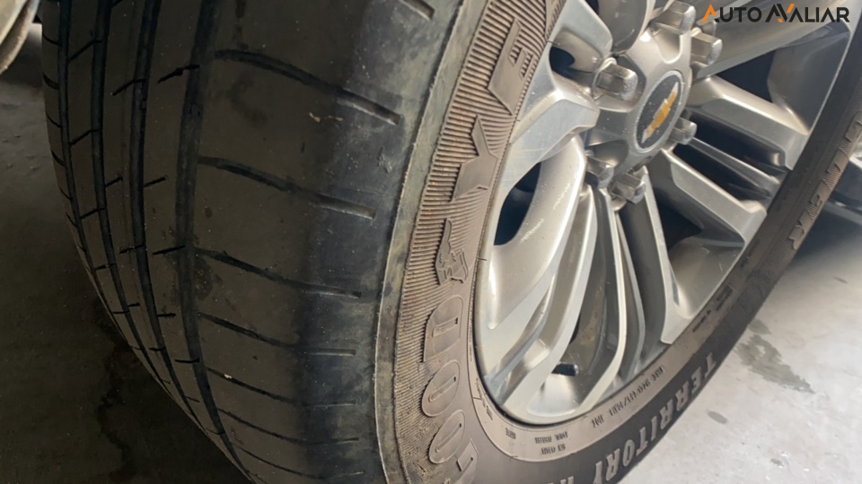 CHEVROLET S10 2.8 16V TURBO DIESEL HIGH COUNTRY CD 4X4 AUTOM&Aacute;TICO