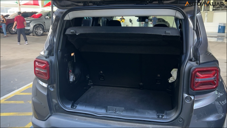 JEEP RENEGADE 1.3 T270 TURBO FLEX SPORT AT6