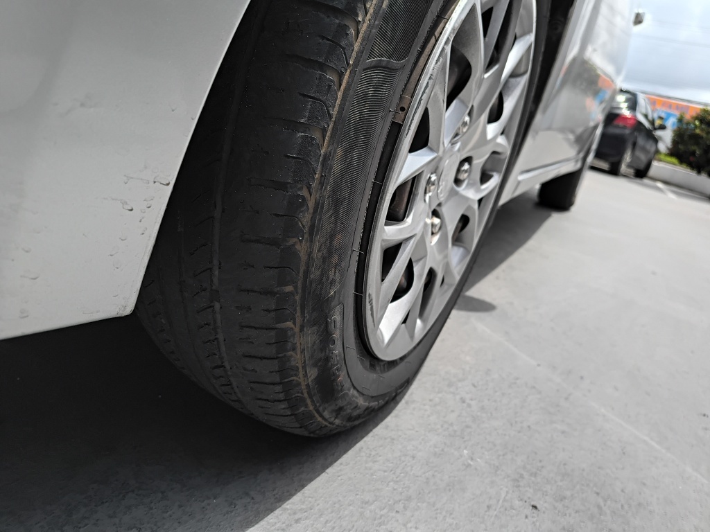 FORD KA 1.0 SE / SE PLUS TI-VCT FLEX 