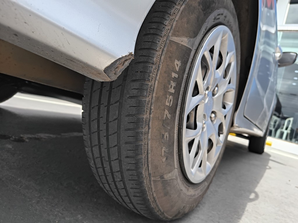 FORD KA 1.0 SE / SE PLUS TI-VCT FLEX 