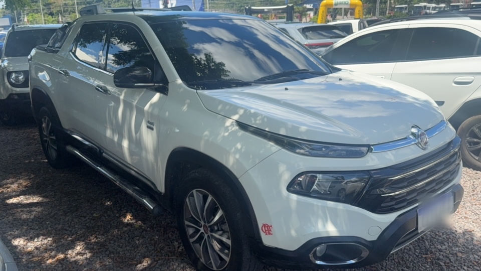 FIAT TORO 2.0 16V TURBO DIESEL VOLCANO 4WD AT9