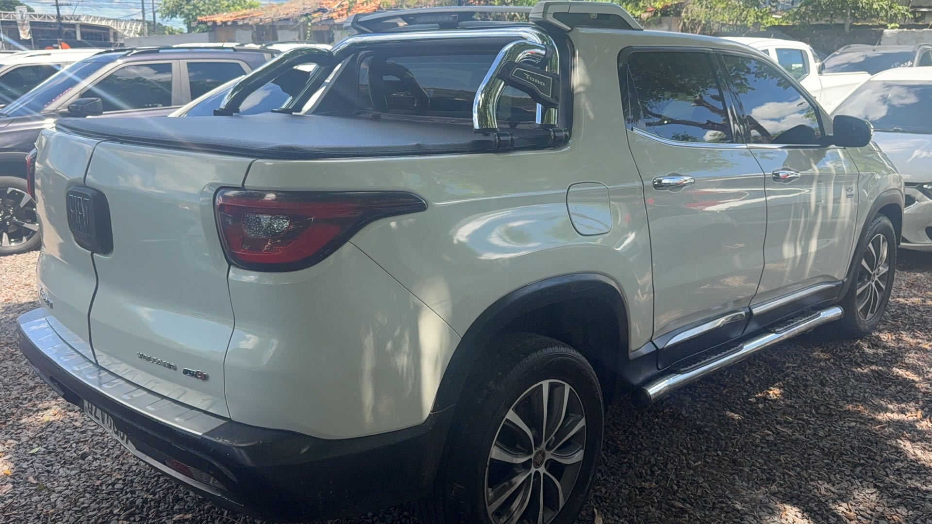 FIAT TORO 2.0 16V TURBO DIESEL VOLCANO 4WD AT9