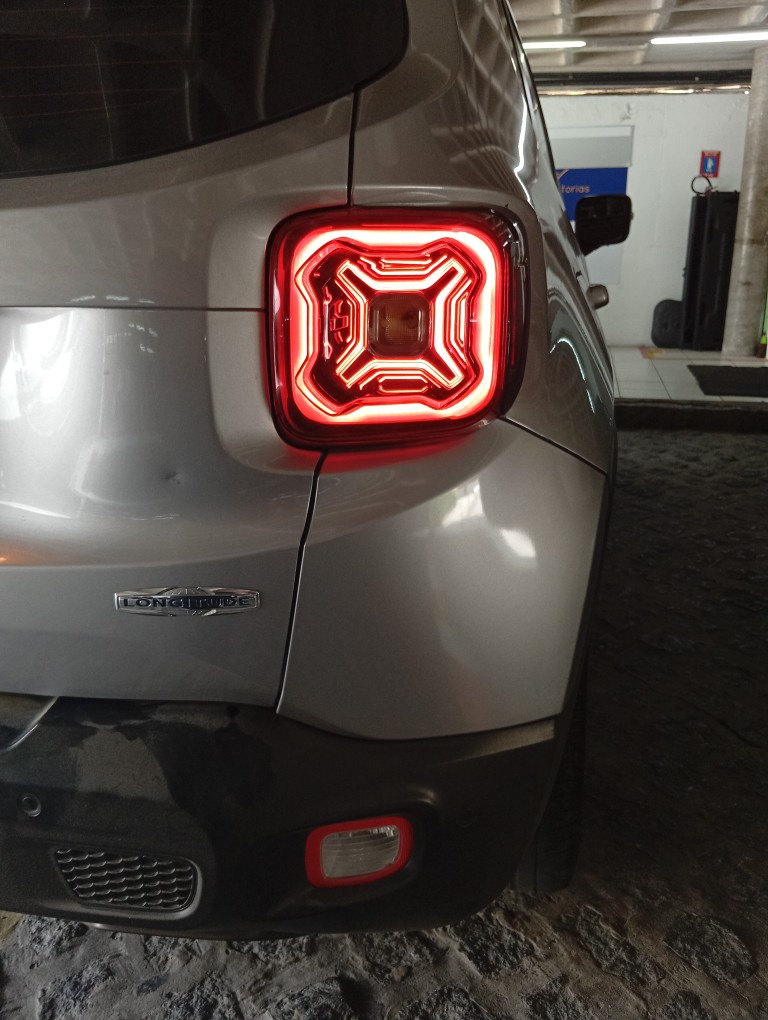 JEEP RENEGADE 1.8 16V FLEX LONGITUDE 4P AUTOMATICO