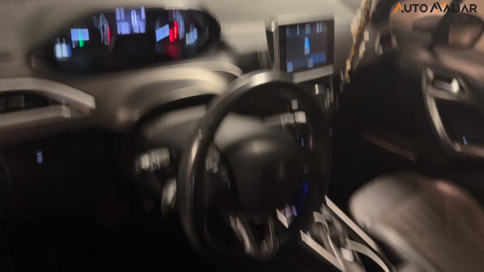 PEUGEOT 2008 1.6 16V FLEX CROSSWAY 4P AUTOMATICO