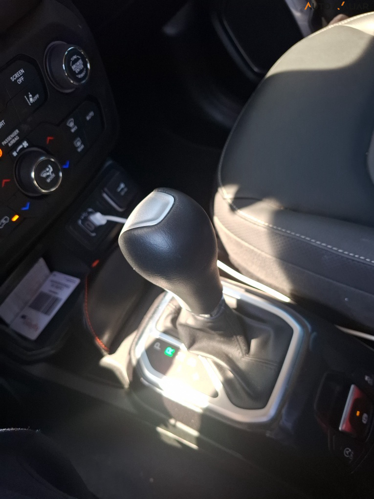 JEEP RENEGADE 1.3  T270 TURBO FLEX LONGITUDE AT6