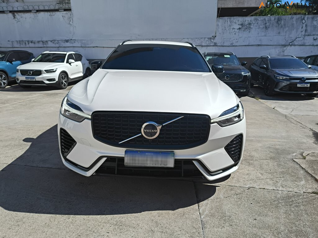 VOLVO XC60 2.0 T8 RECHARGE R-DESIGN AWD GEARTRONIC