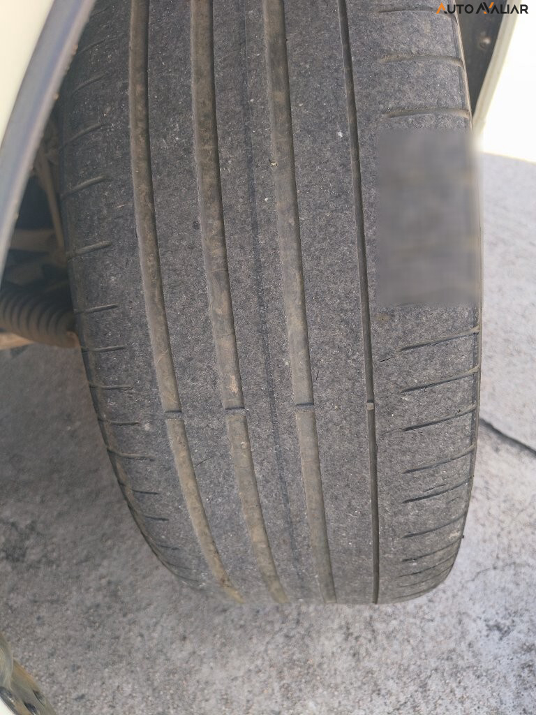 VOLVO XC60 2.0 T8 RECHARGE R-DESIGN AWD GEARTRONIC