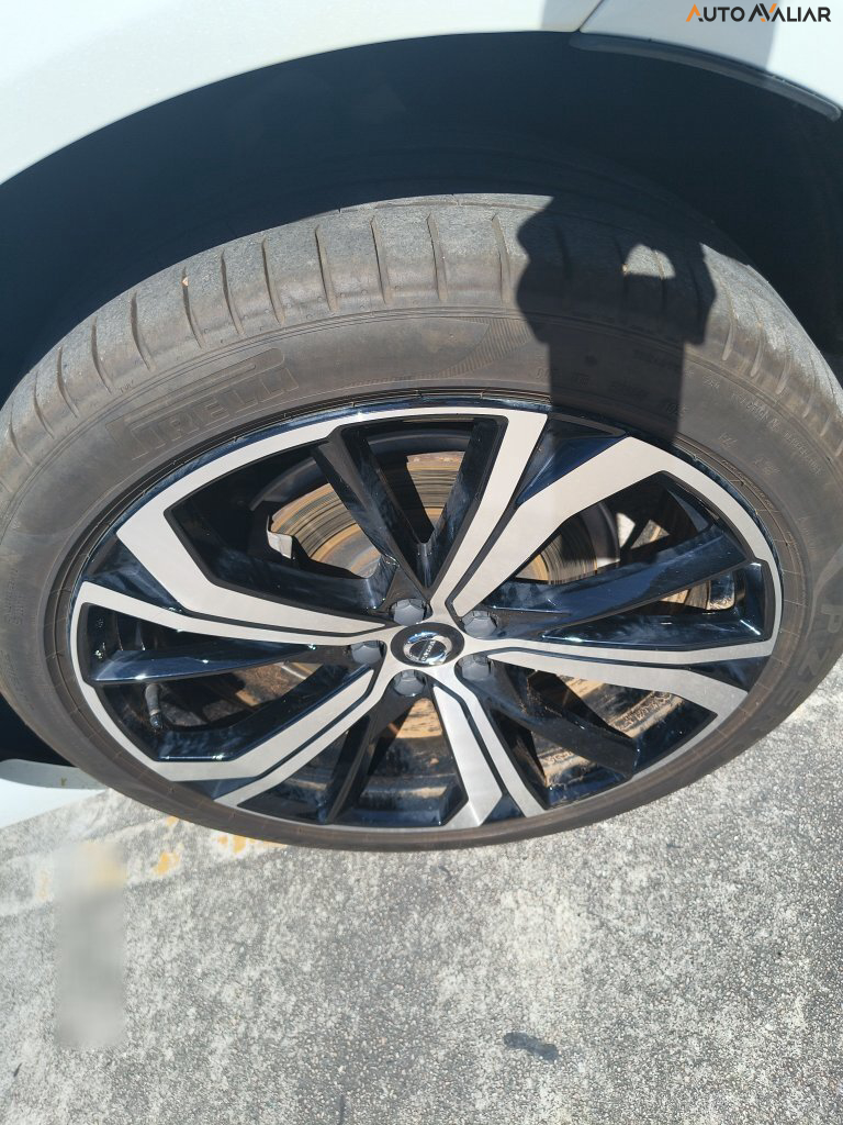 VOLVO XC60 2.0 T8 RECHARGE R-DESIGN AWD GEARTRONIC