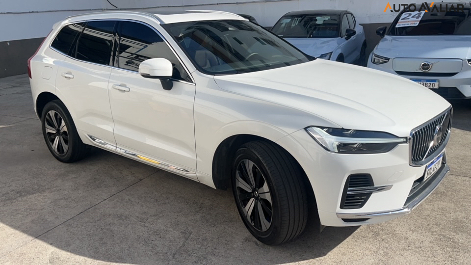 VOLVO XC60 2.0 T8 RECHARGE PLUS AWD GEARTRONIC